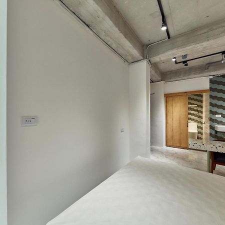 Sanhe Hotel Changhua Buitenkant foto