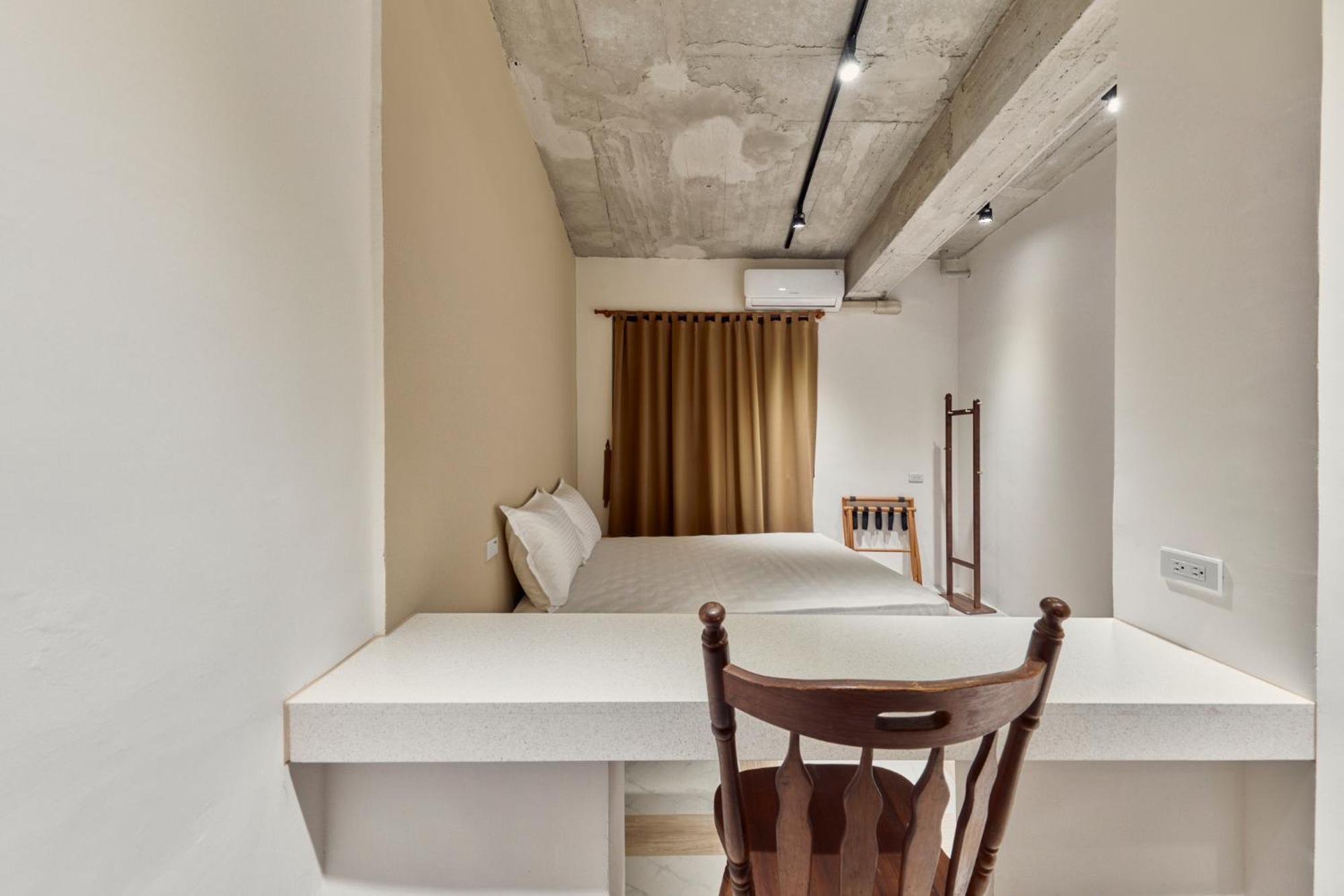 Sanhe Hotel Changhua Buitenkant foto